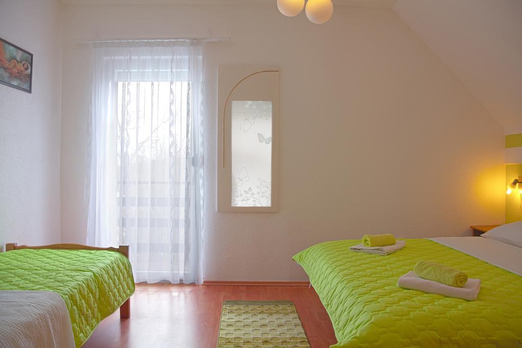 Plitvička Jezera ハウス プリトビチェヴィラ 部屋 写真